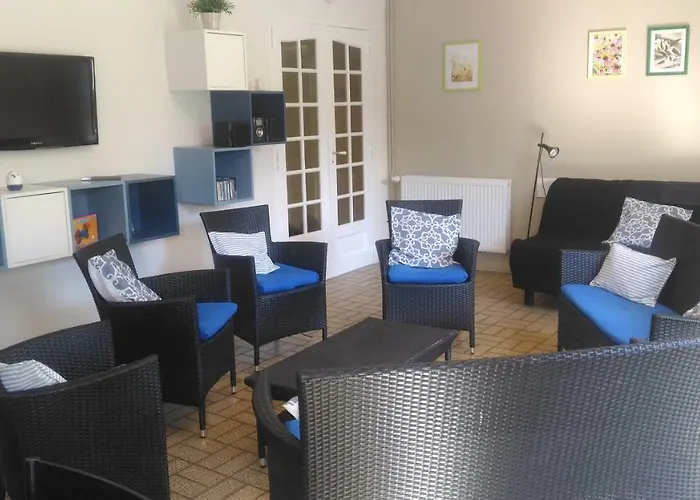 Holiday home Au Cedre Bleu *